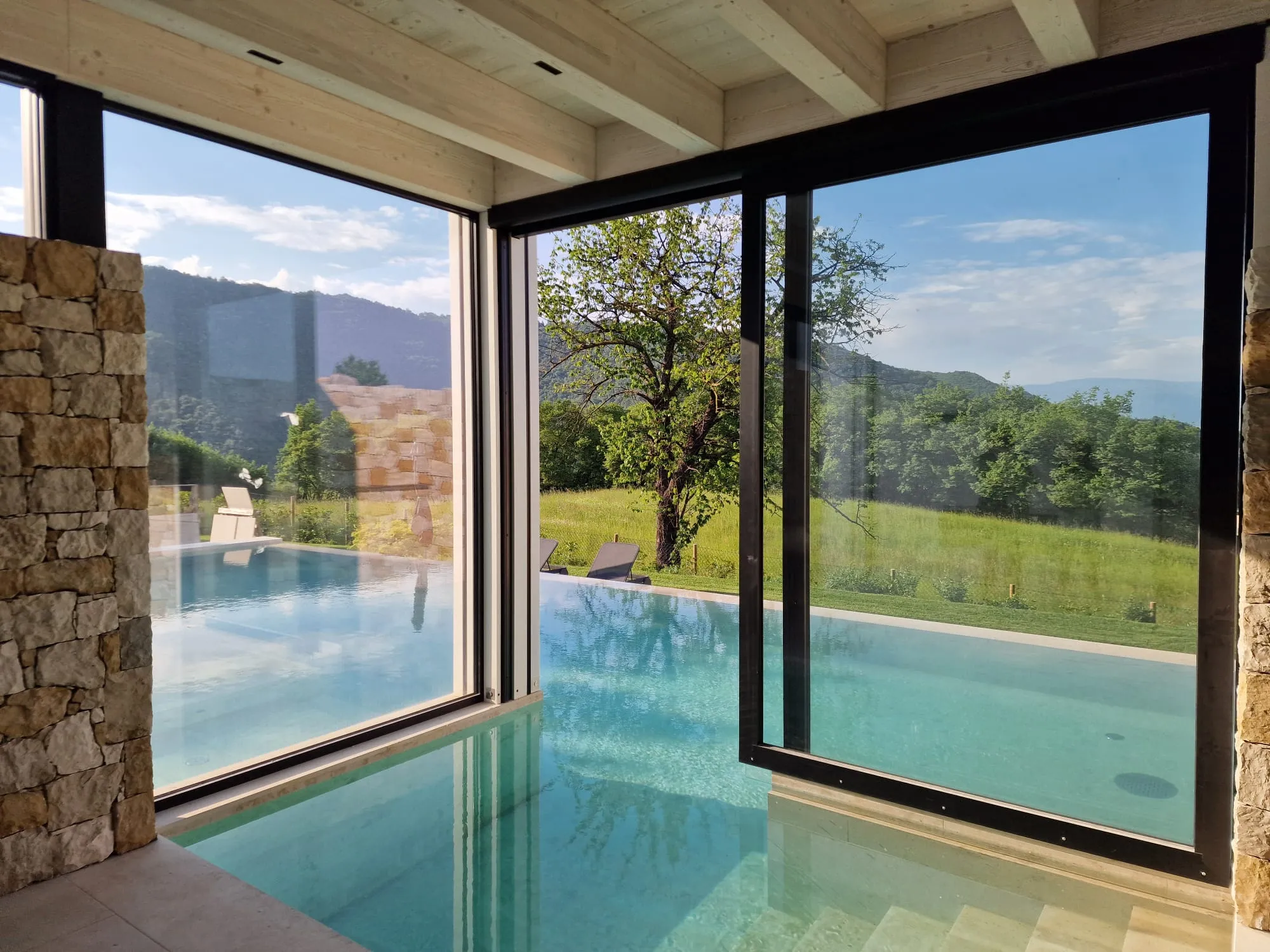 Qubo Line Glass